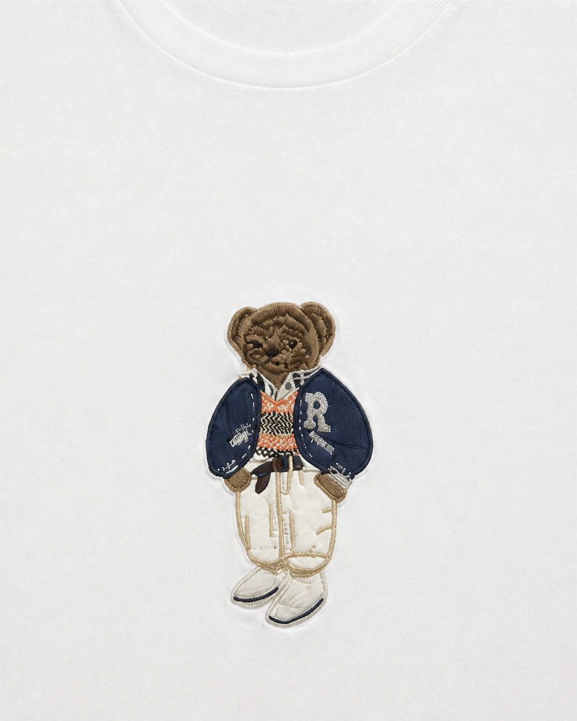 Close-up of the varsity bear embroidery and applique on VTTS-0023